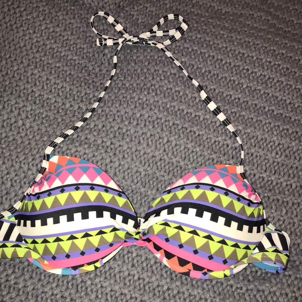 Bikini top